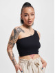 Only Tops sans manche Gwen Rib Asymmetric Crop noir